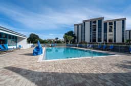 Seafoam Shore- Sleeps 12!