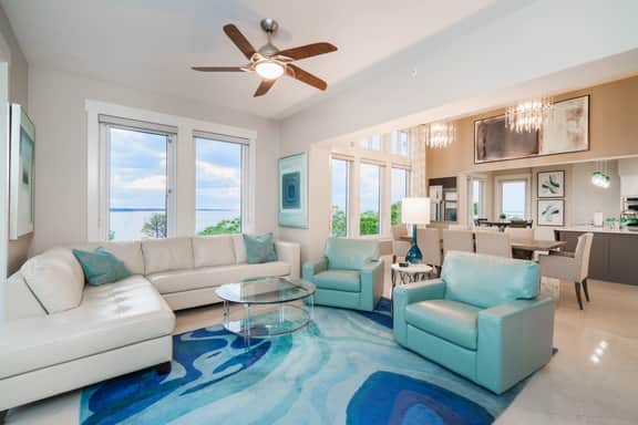 The Blue Pearl Penthouse- Sandestin